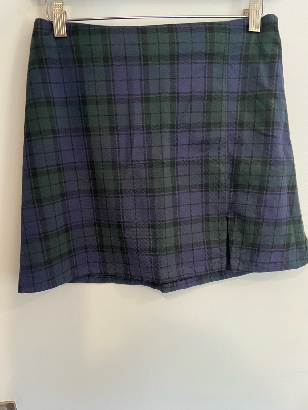 Hollister Plaid Mini Skirt in Navy and Forest Green Woman’s Size Small